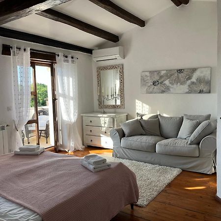 Villa Isabella - Ruheoase โปเรช ภายนอก รูปภาพ