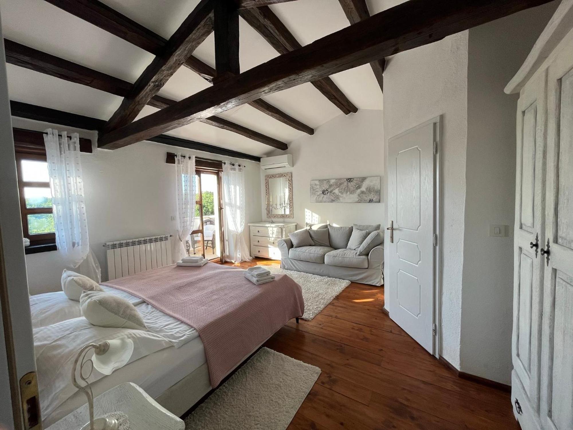 Villa Isabella - Ruheoase โปเรช ภายนอก รูปภาพ